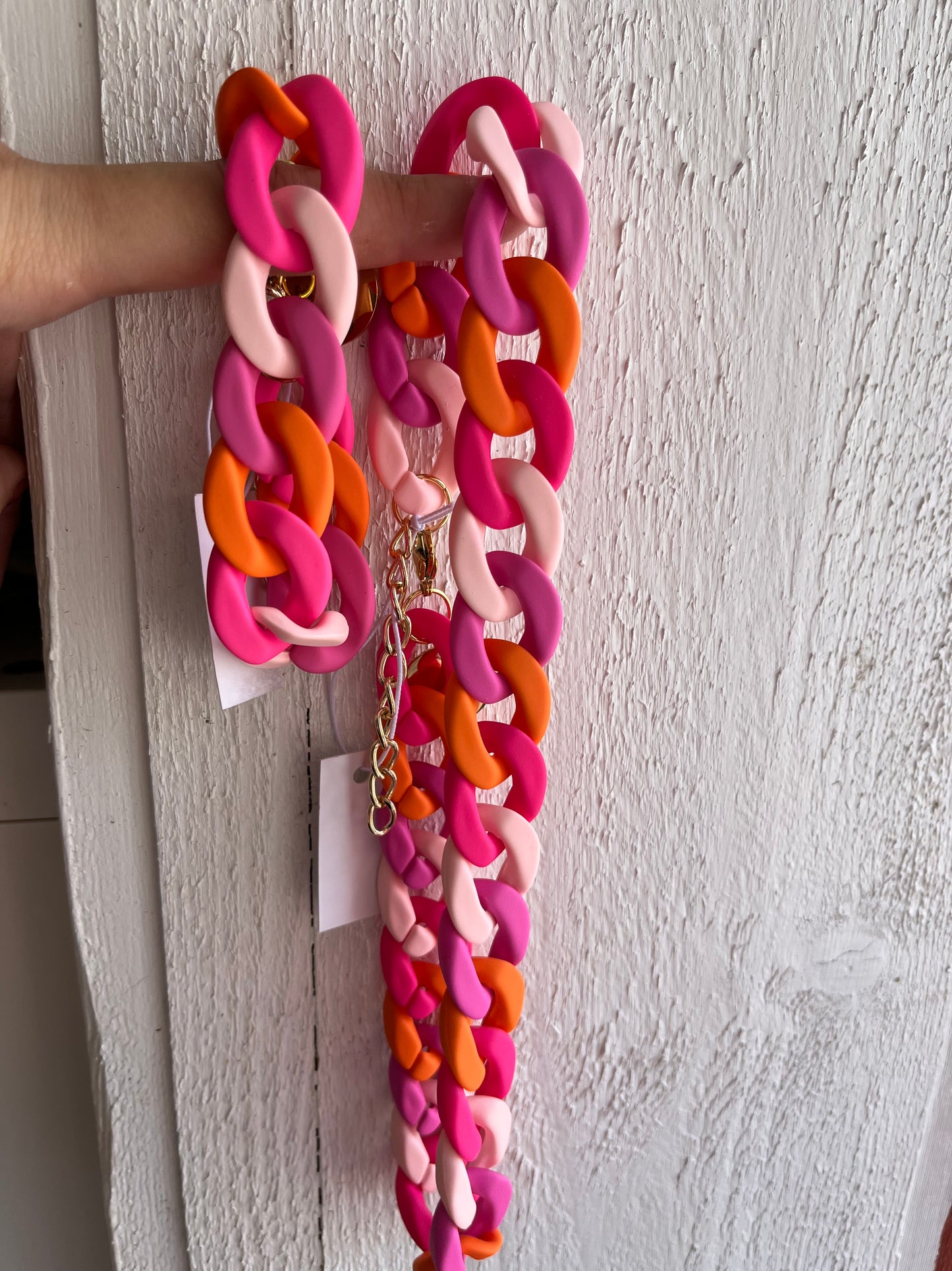 osa, cerice och orange mix kedjehalsband i plast