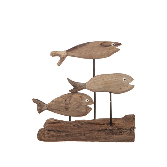Unik inredning med fiskar i återvunnet trä monterade på träfot