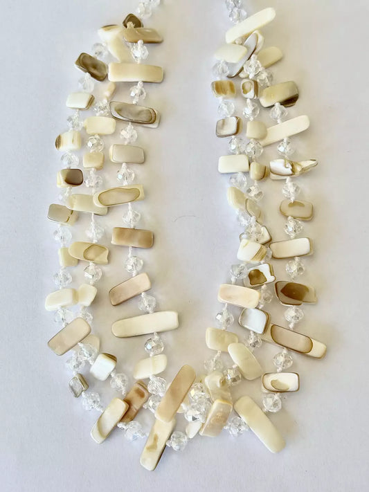 Snäckhalsband – Somrigt smycke med strandkänsla