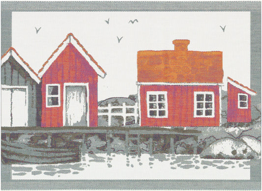 Ekelund bordstablett Signe med motiv av röda sjöbodar, 35x48 cm, ekologisk bomull