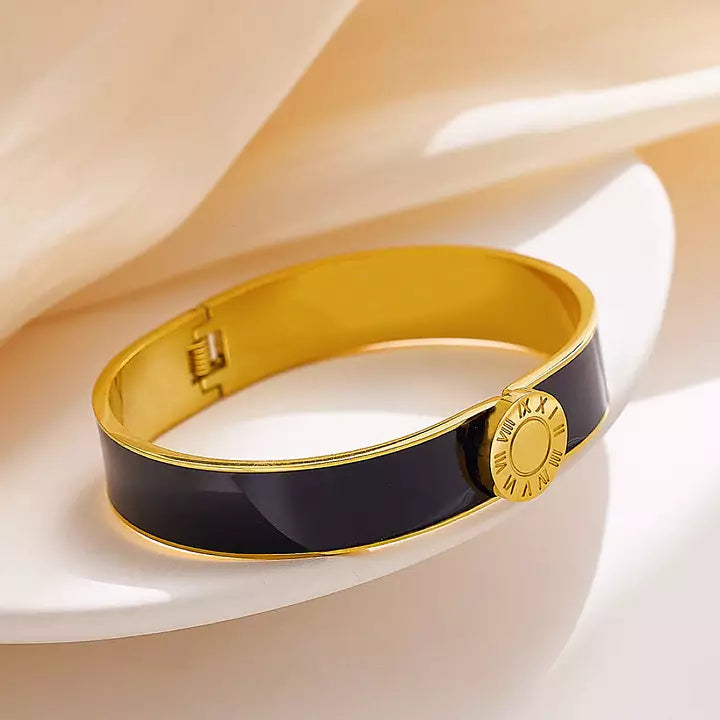 Armband i Guldfärgad stål