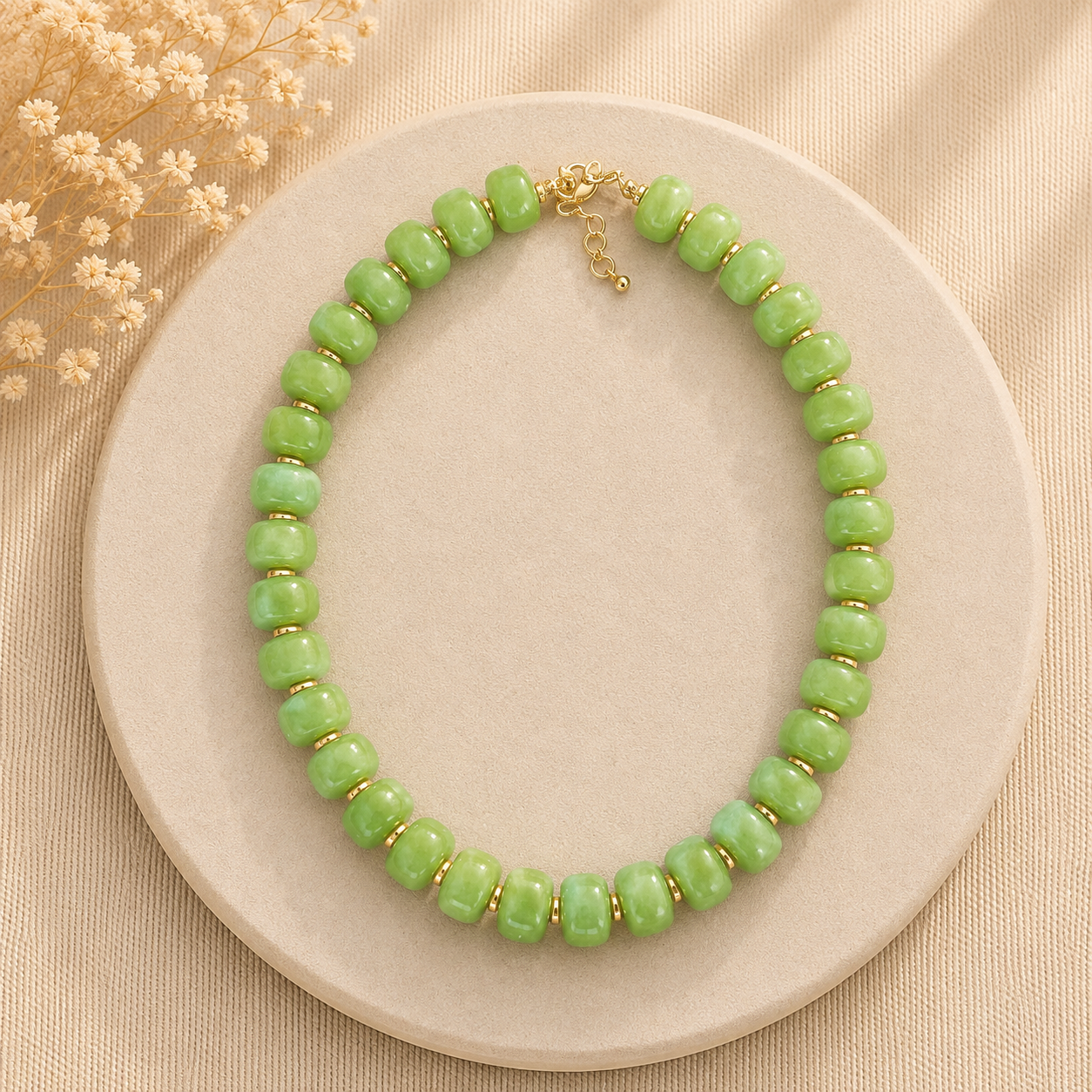 Halsband – Färgade pärlor