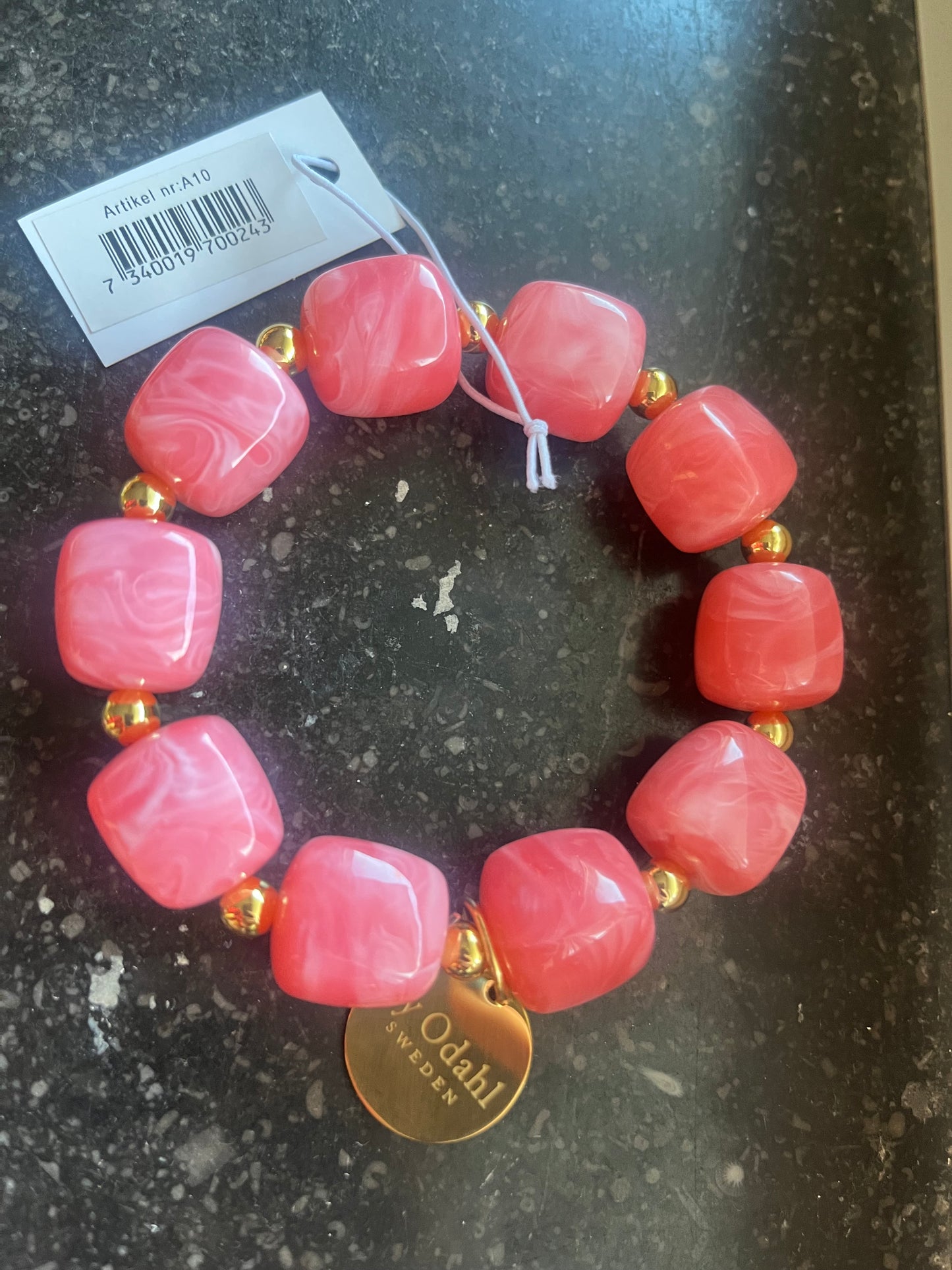 Armband med marmorerade pärlor