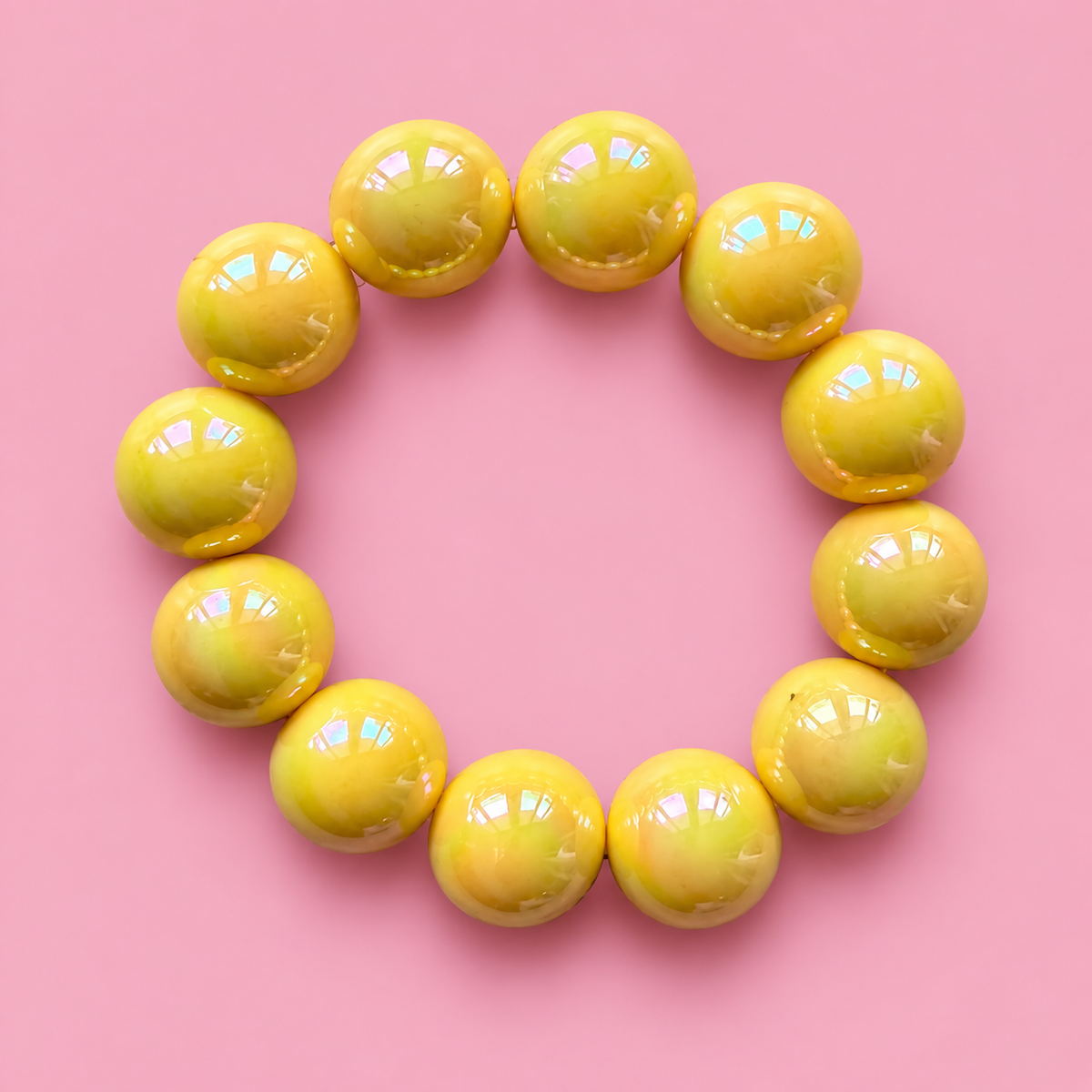 Bubble – Armband med stora skimrande pärlor