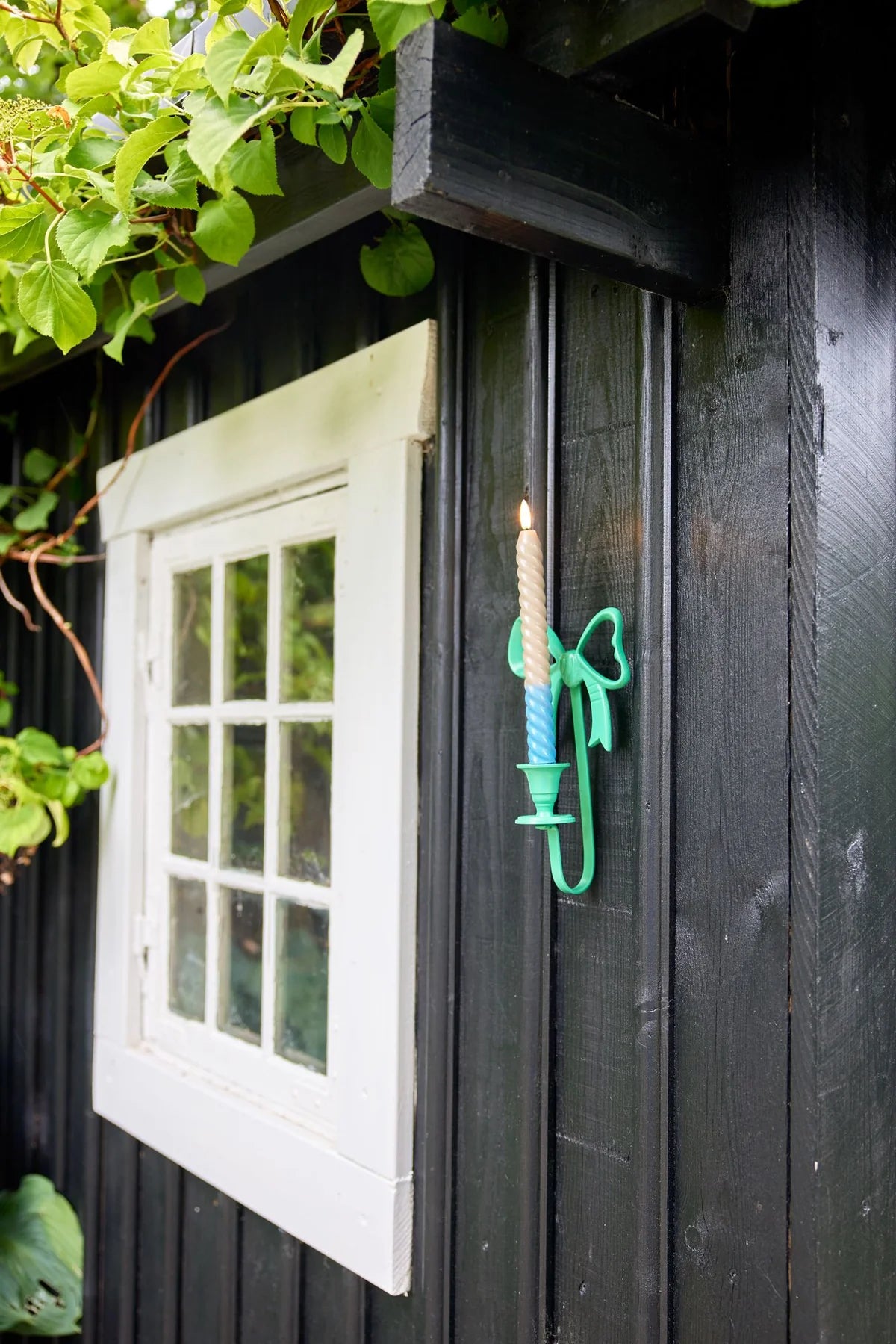 Väggljusstake - Rosett
