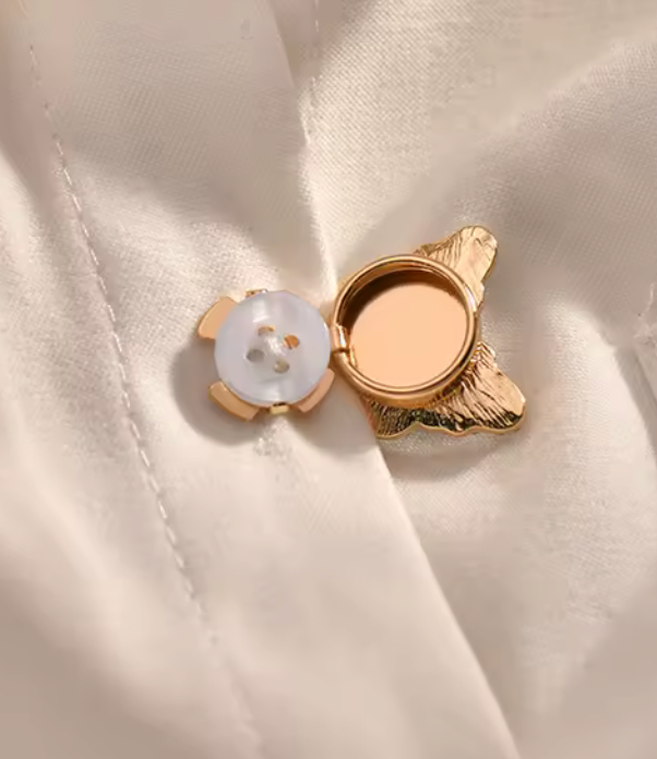 Knappsmycke - Fjäril